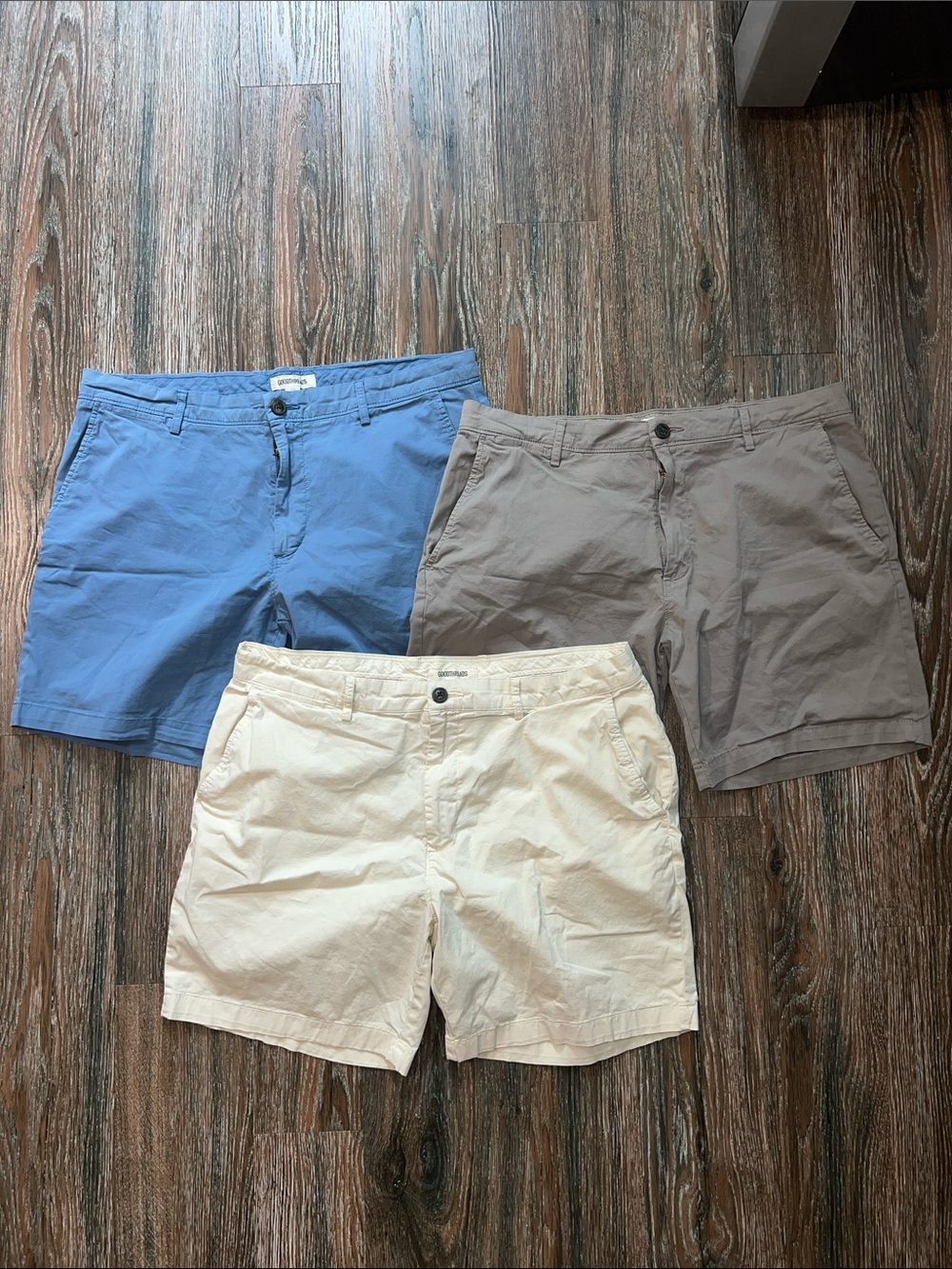 Goodthreads Men's Flat-Front Chino Shorts 36 W